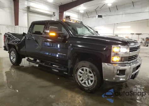 2015 Chevrolet Silverado K2500 Heavy Duty Lt z USA, uszkodzony, nr VIN 1GC1KVEGXFF526286